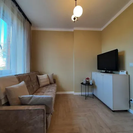 Kawalerka Hallera Apartment *